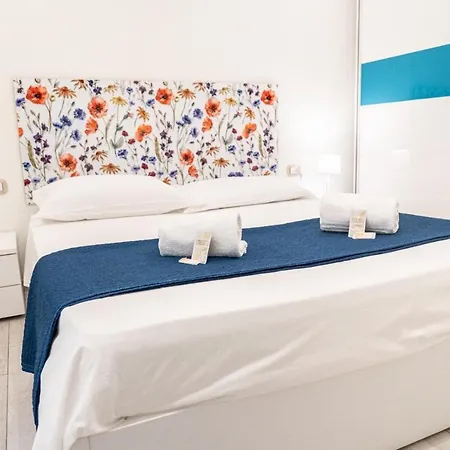 Amica Chic Apartament *